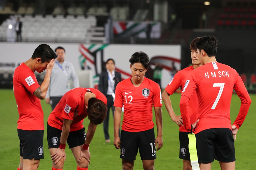 Tuyển thủ Hàn Quốc buồn bã, CĐV suy sụp sau thất bại ở tứ kết Asian Cup 2019-1