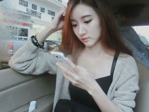 Về quê nghỉ Tết sớm, thiếu nữ ngơ ngác nhận tin nhắn chia tay của bạn trai: 