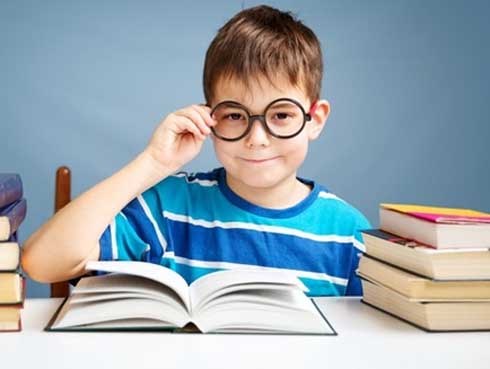 Những dấu hiệu cho biết con bạn có chỉ số IQ cao hơn những đứa trẻ khác