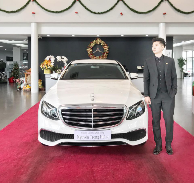 Từng hủy hôn với cơ phó Hà Duy nhưng người mới của nữ giảng viên xinh đẹp vừa bảnh bao còn tài giỏi và phong độ cỡ này-5