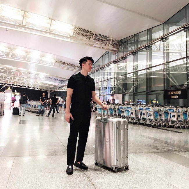 Từng hủy hôn với cơ phó Hà Duy nhưng người mới của nữ giảng viên xinh đẹp vừa bảnh bao còn tài giỏi và phong độ cỡ này-3