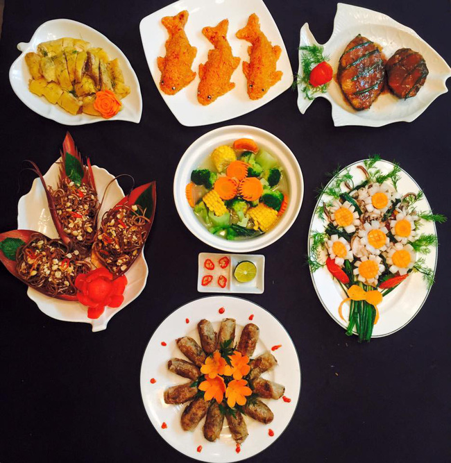 Cuối tuần, nhiều chị em tranh thủ cúng Táo quân sớm, khoe nhau mâm cỗ thịnh soạn hết nấc-3