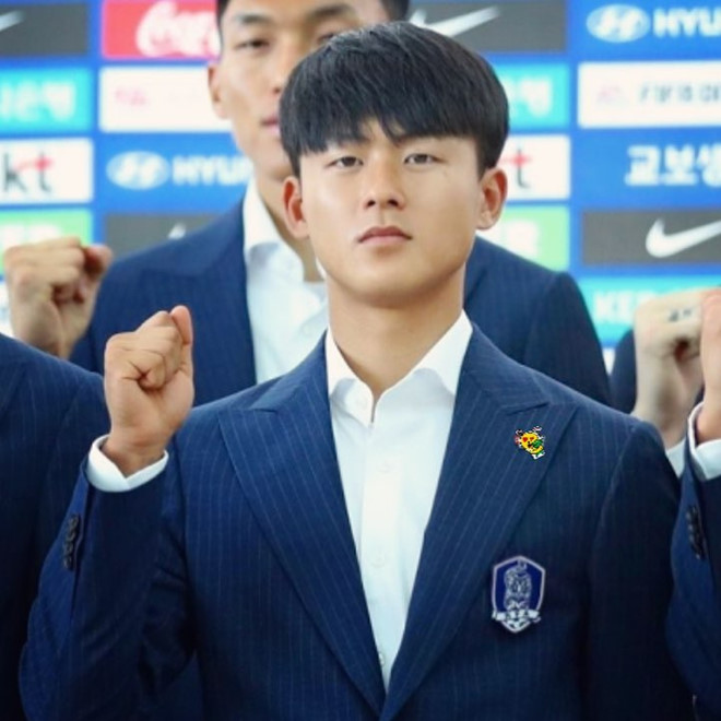 6 ‘nam thần sân cỏ’ ở Asian Cup 2019 được lòng fan nữ-10
