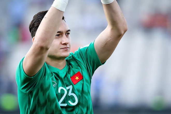 6 ‘nam thần sân cỏ’ ở Asian Cup 2019 được lòng fan nữ-11