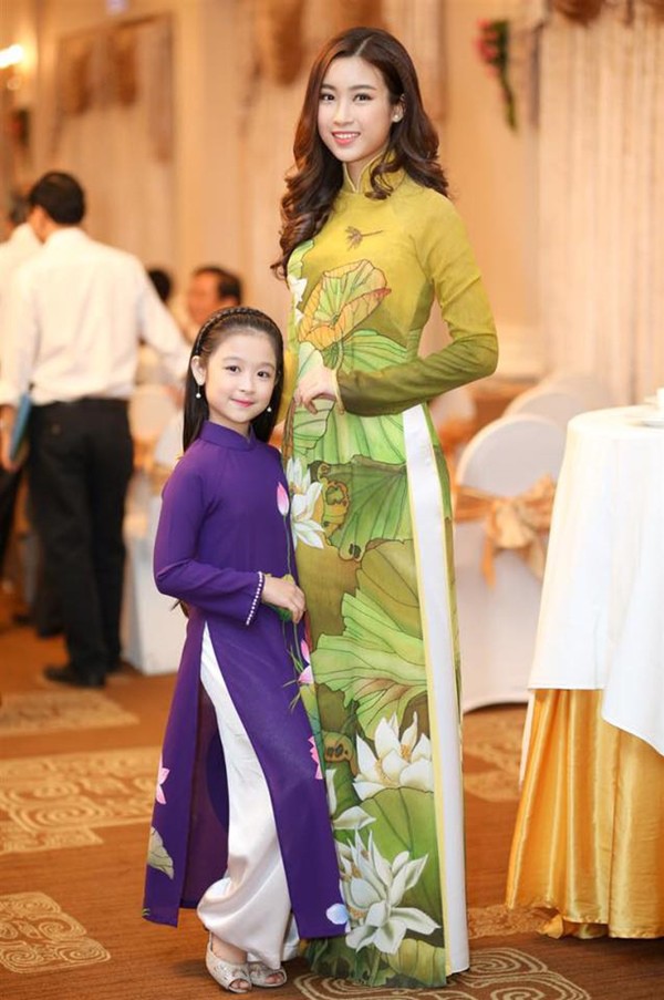 Tiểu mỹ nhân đẹp thần thánh chẳng kém Tiểu Vy, Đỗ Mỹ Linh khiến dân tình phải gật gù: Hoa hậu tương lai đây rồi”-6