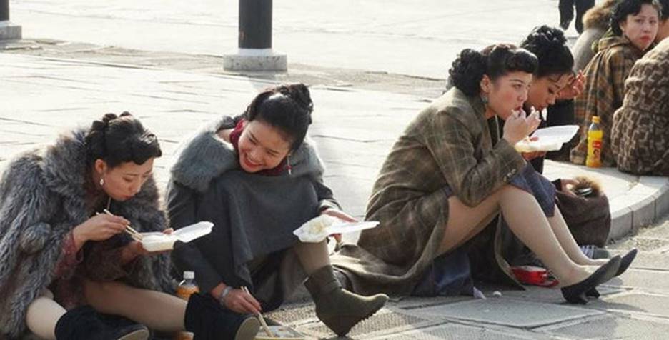 Cảnh tủi nhục, lương bèo bọt của diễn viên quần chúng ở Trung Quốc-5