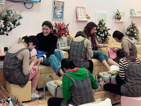 Thu hàng triệu đồng mỗi ngày nhờ cho thuê trang phục ở hội Lim-12