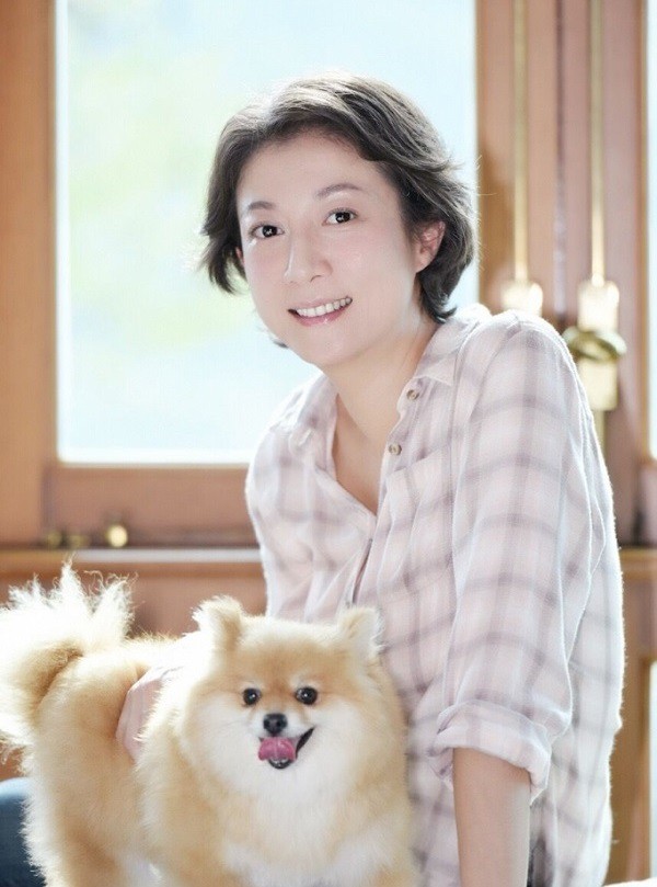 Những nàng hậu một thời kẻ đón người đưa, nhưng sau cùng phải chịu cảnh vợ lẽ, người ôm trọn tủi nhục để nuôi con một mình-5