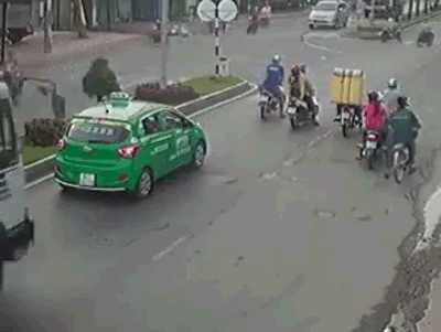 Hé lộ chủ chi hóa đơn đi bar gần 2 tỷ đồng ở Hà Nội-1