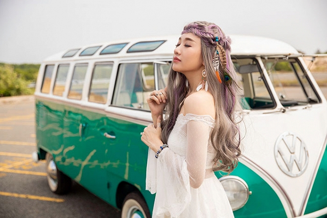 Hari Won hoá cô gái di gan, đầy mộng mị với tạo hình mới lạ-5