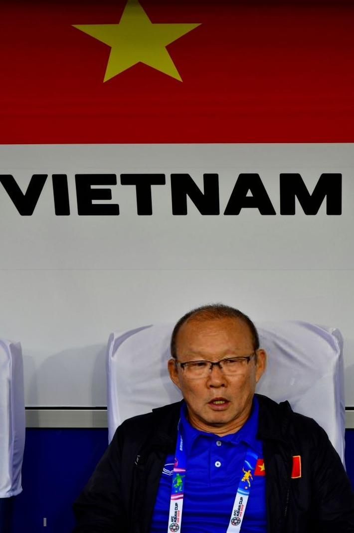 Bầu Đức, hãy để cho Công Phượng một lần được ngẩng đầu trước những Quang Hải, Văn Hậu!-7