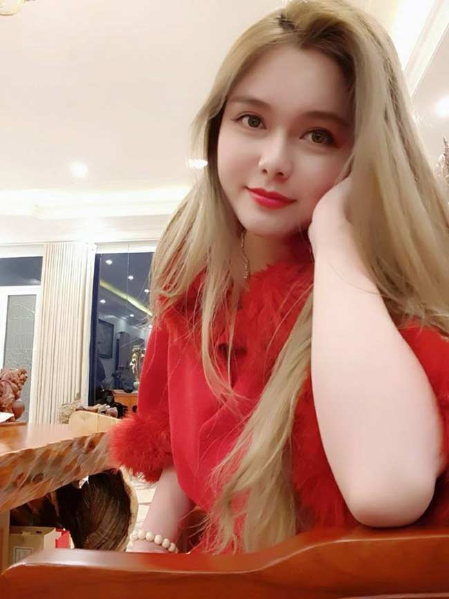 Nhan sắc gợi cảm của 2 hot girl lần đầu xuất hiện trong Táo quân 2019-6