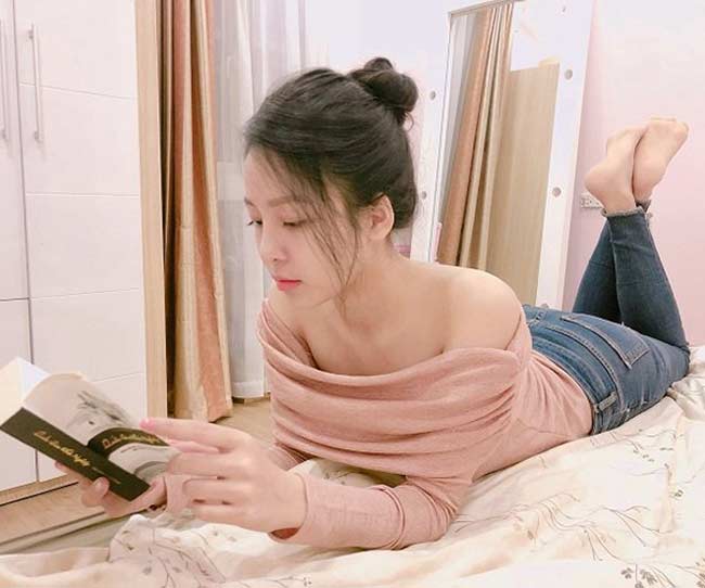 Nhan sắc gợi cảm của 2 hot girl lần đầu xuất hiện trong Táo quân 2019-15