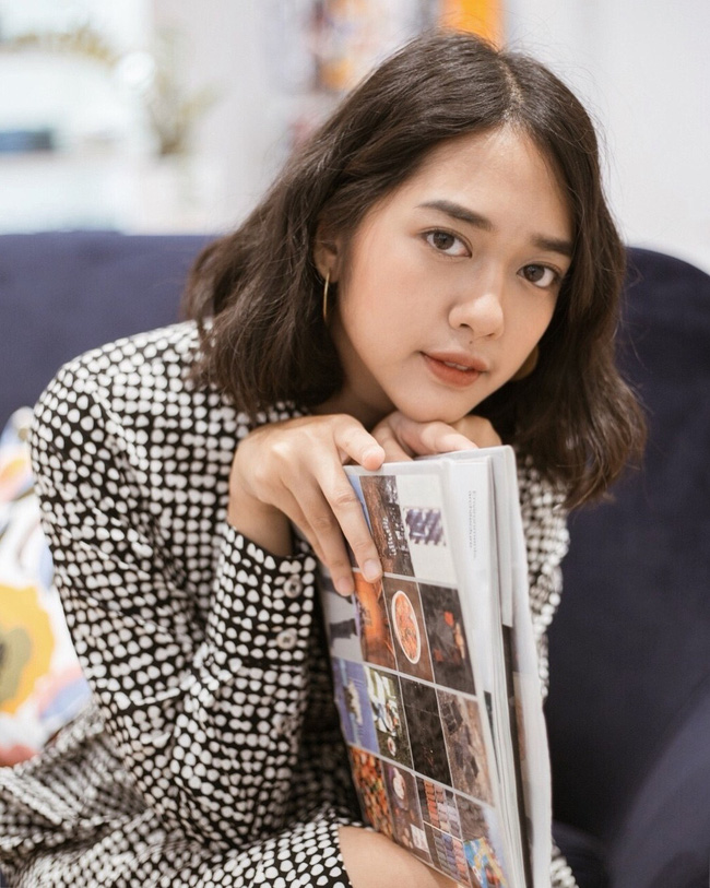 Dù tóc ngắn thì vẫn có 4 kiểu uốn xoăn đẹp quên sầu mà không già chút nào để chị em điệu đà diện Tết-8