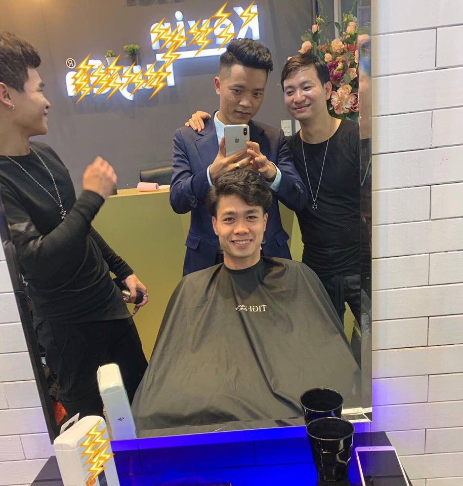 Chuẩn bị đón Tết, Công Phượng trở lại với vẻ soái ca khi chia tay mái tóc súp lơ-1