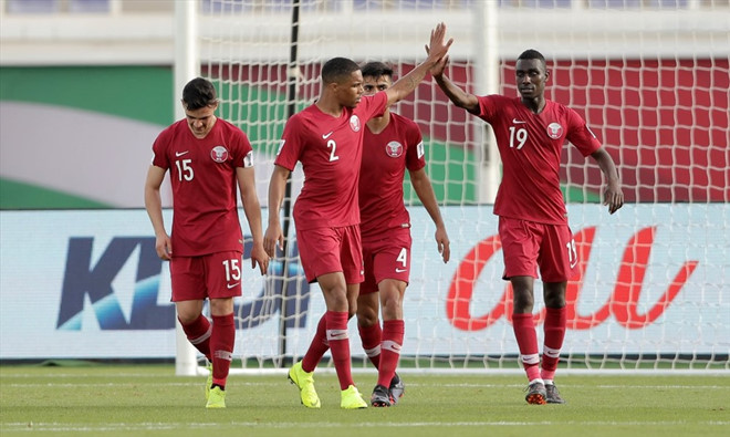 Hoàng tử UAE mua hết vé bán kết nhằm ngăn CĐV Qatar vào sân-2