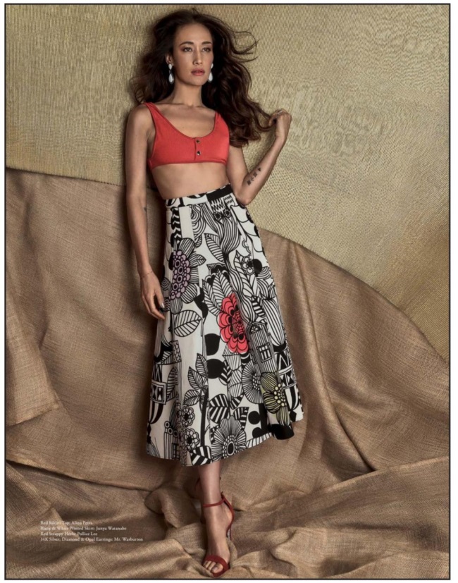 2 chân dài gốc Việt lọt top 100 người đẹp nhất thế giới là ai?-17