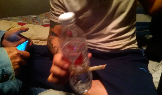 Hãi hùng tài xế xe container mở tiệc lẩu ma túy’ trên cabin-2