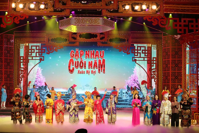 Táo Quân 2019: Tóc của Cô Đẩu - Công Lý qua 16 năm đã đến hồi rực rỡ thế này-4