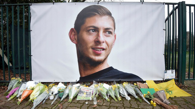 Máy bay chở Emiliano Sala đã thay đổi phi công và giờ bay vào phút chót-2