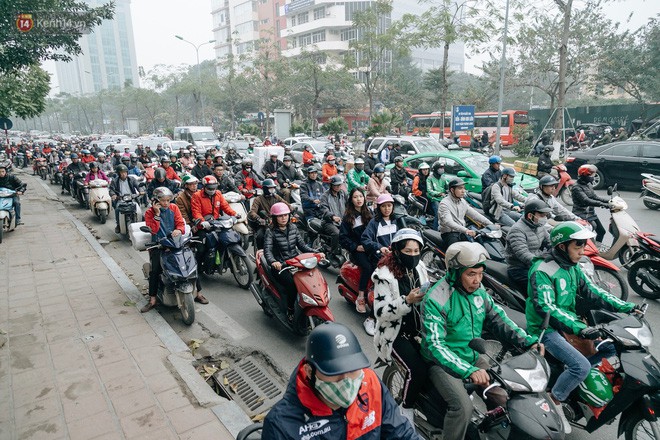 Không khí thành phố Hà Nội những ngày giáp Tết chạm mức nguy hại, chuyên gia lên tiếng lý giải nguyên nhân-8