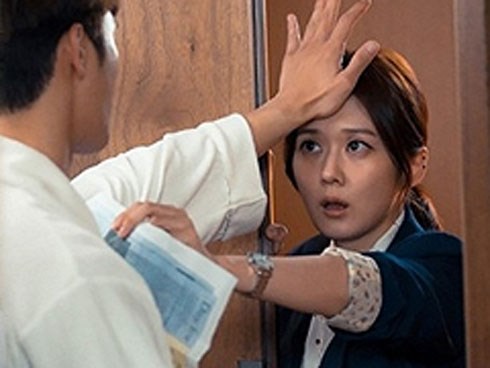 Thương vợ vất vả việc nhà, chồng bảo