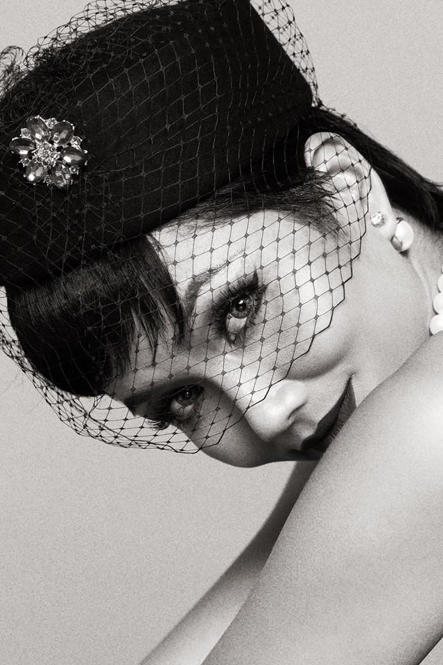 Hhen Niê tung bộ ảnh khẳng định đẳng cấp nhan sắc của Hoa hậu đẹp nhất thế giới-14