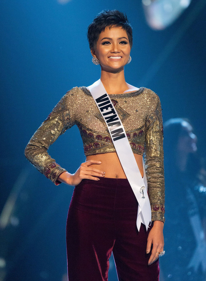 HHen Niê bên dàn Hoa hậu của các Hoa hậu các năm: Toàn nhan sắc nữ thần, body nóng bỏng đến khó rời mắt!-2