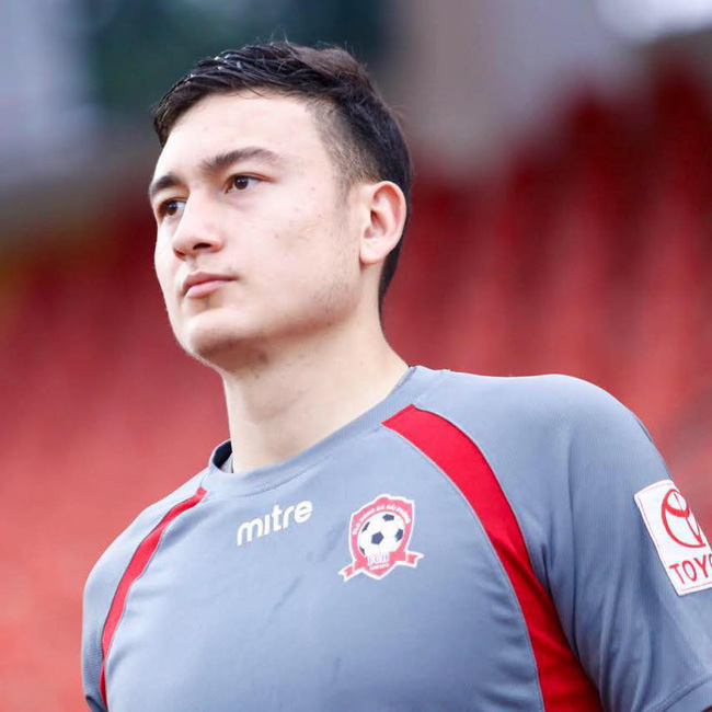 Rò rỉ ảnh Lâm Tây đi nghỉ dưỡng ở Nha Trang, fan lại phát cuồng vì ảnh đời thường đẹp xuất sắc-2