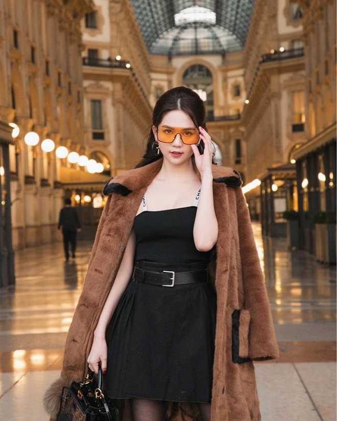 Ngọc Trinh phủ hàng hiệu từ đầu tới chân, sải bước ở kinh đô thời trang Milan-8