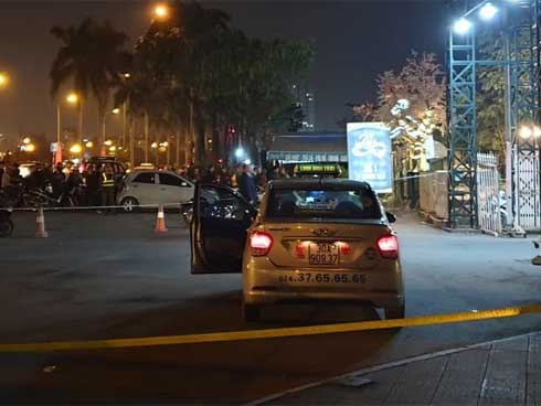 Tài xế nghi bị cứa cổ gần SVĐ Mỹ Đình là người hiền lành chịu khó, vợ nạn nhân đang mang bầu bé thứ 2-6