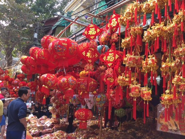 6 thiên đường mua sắm nhộn nhịp nhất Hà Nội dịp Tết Nguyên đán-3