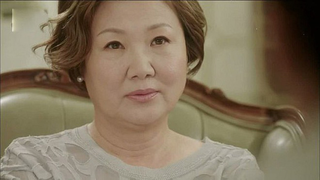 Mẹ chồng chuẩn bị quà Tết cho thông gia nhưng bên trọng bên khinh, tôi lập tức có hành động khiến bà ái ngại-1