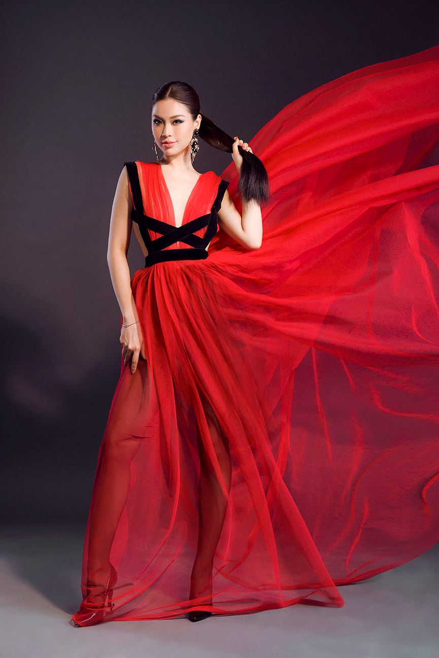 Á hậu Diễm Trang hoá quý cô gợi cảm, bật mí kế hoạch có con trong năm mới-5