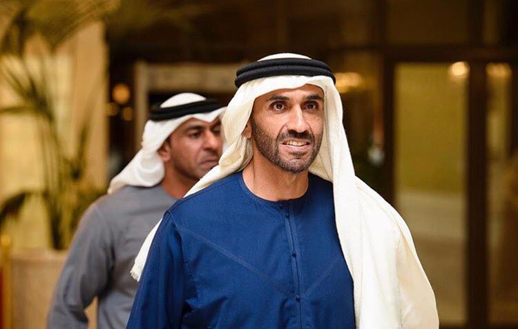 Hoàng tử UAE bao trọn khán đài ngăn CĐV Qatar cổ vũ bán kết Asian Cup là ai?-5