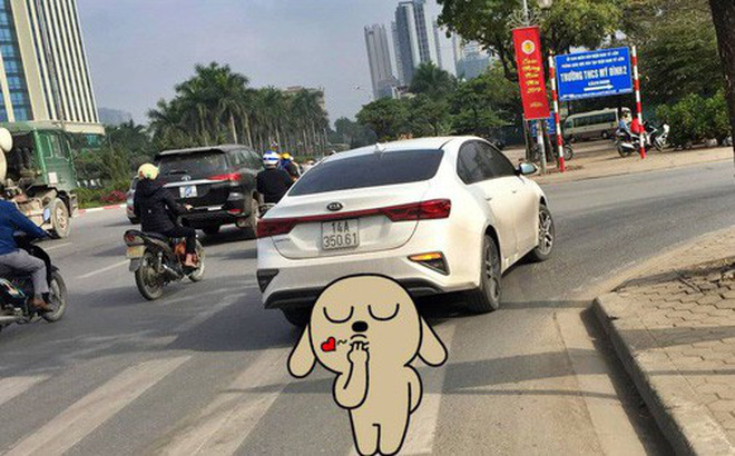 Đôi vợ chồng trẻ vạ vật chờ xe khách ngày giáp Tết và chuyến quá giang miễn phí từ người dưng làm nức lòng cư dân mạng-1