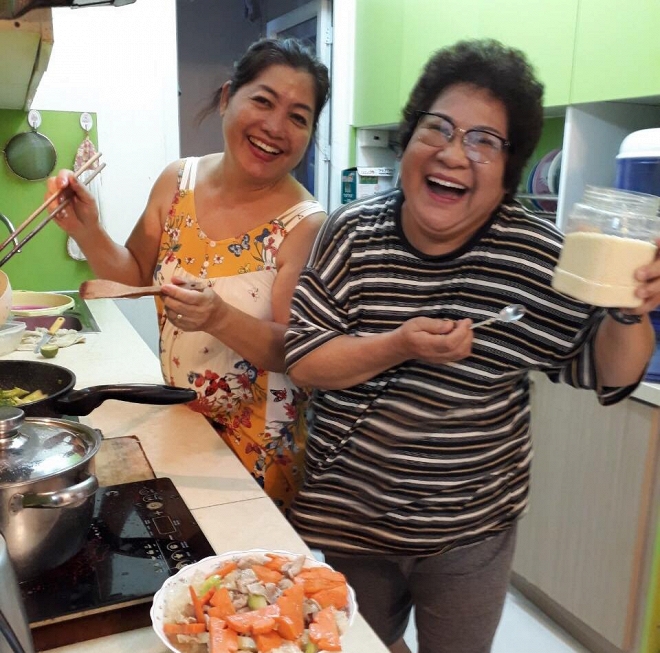 Chuyện tình duyên lận đận đẫm nước mắt của các nữ danh hài nổi tiếng-20