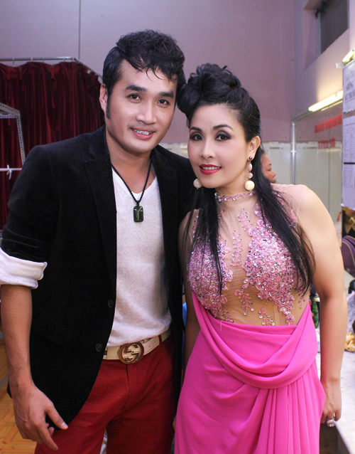 Chuyện tình duyên lận đận đẫm nước mắt của các nữ danh hài nổi tiếng-35