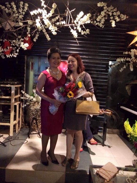 Chuyện tình duyên lận đận đẫm nước mắt của các nữ danh hài nổi tiếng-45