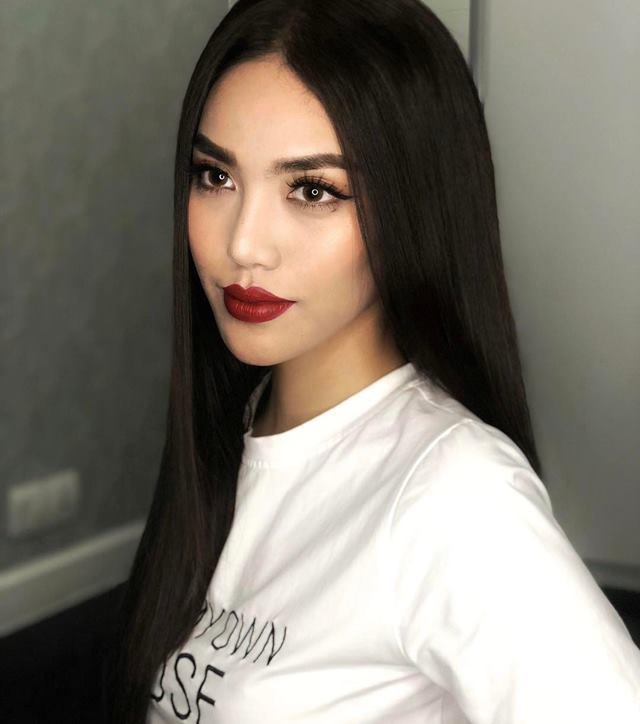 Ơn giời, năm hết tết đến Lan Khuê cũng chịu xuống tóc” trẻ trung sành điệu thế này đây-1