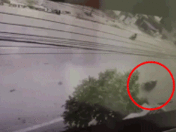 Lao với tốc độ 