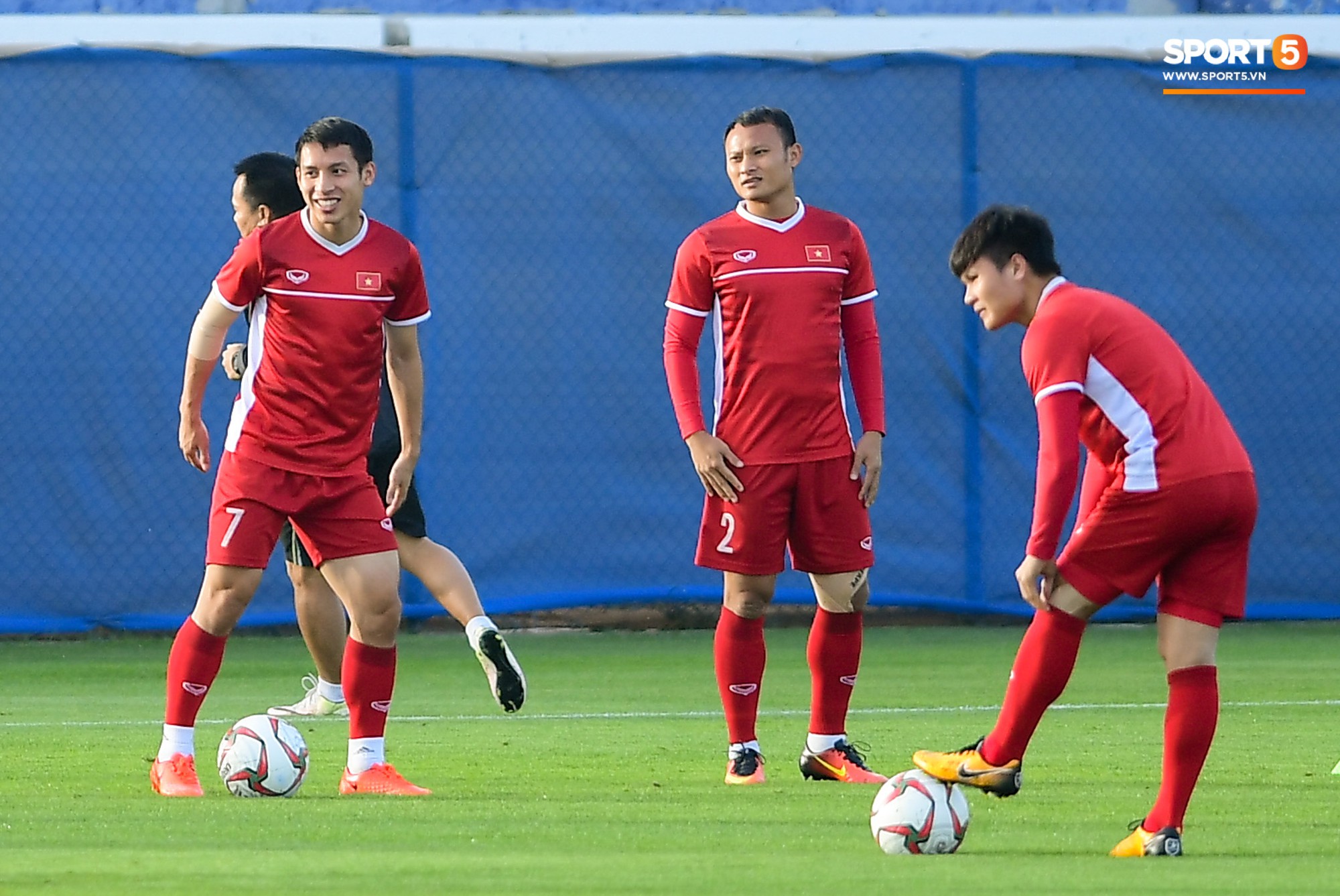 Chuyện giờ mới kể: Tuyển Việt Nam từng bị gián điệp Jordan theo dõi ở Asian Cup 2019-1