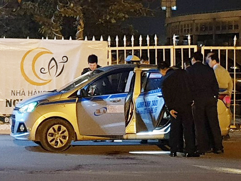 Công bố đặc điểm nhận dạng nghi phạm cứa cổ tài xế taxi tại Mỹ Đình-4