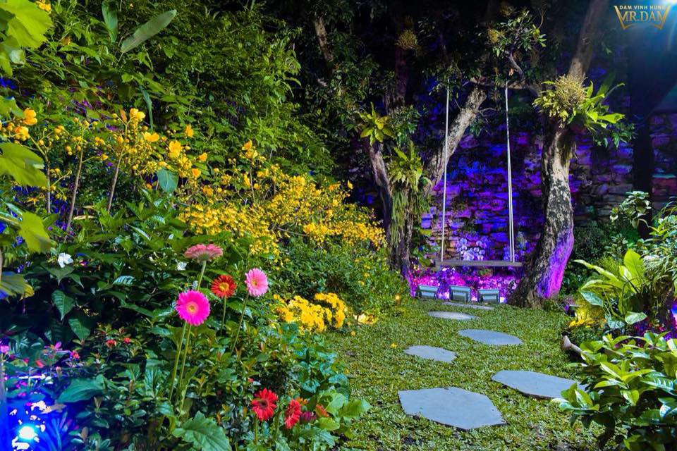 Sao Vbiz trang hoàng nhà cửa đón năm mới: Người xa hoa lộng lẫy, người giản đơn vẫn đủ đầy vị Tết!-3