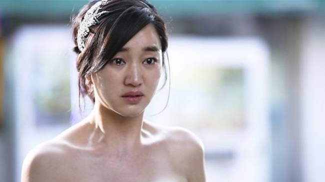 Ở nhà chồng được nửa ngày, cô dâu mới đã phải kéo va li đi ngay trong đêm tân hôn-1