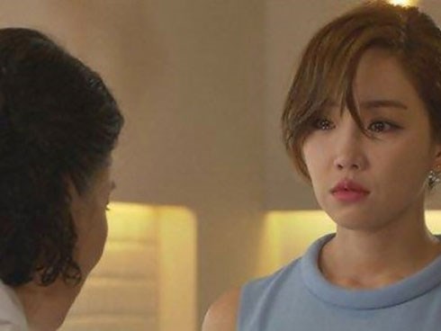 Thiếu tiền sắm Tết, nàng dâu bật khóc chiều cuối năm