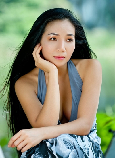 Từng sống hạnh phúc là thế nhưng khi chồng qua đời, các sao việt này đã vượt qua nỗi đau khổ ra sao?-28