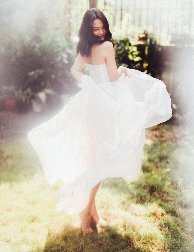 Quyết tâm rũ bỏ hình ảnh buồn bã, Phạm Quỳnh Anh khoe nhan sắc ngày càng mặn mà-6