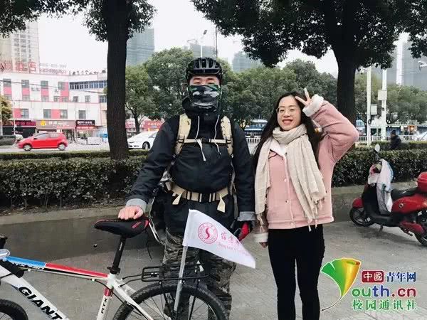 Sợ cảnh chen chúc tàu xe, nam sinh đạp xe 500km, đi hết 7 ngày để về nhà ăn Tết-3