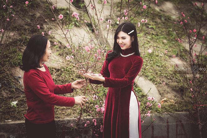 Thanh Bi tung ảnh áo dài xinh đẹp đón Tết-2